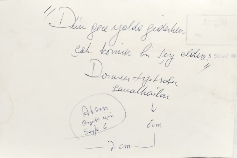 1966 YILI DORMEN TIYATROSU DUN GECE YOLDA GIDERKEN COK KOMIK BI SEY OLDU" ADLI MEŞHUR OYUNUN SAHNE FOTOSU