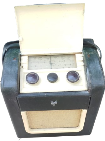 1940  VIDOR DRY SUPERHET PORTABLE CAT NO 392 TASINABİLİR ASKERİ YESİL KAPLI CANTA RADYO