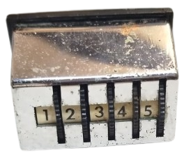 1970 ARABA TORPİDOSU UZERİ  RETRO MEKANİK KİLOMETRE TAKİP NUMARATÖRÜ 5 HANELİ