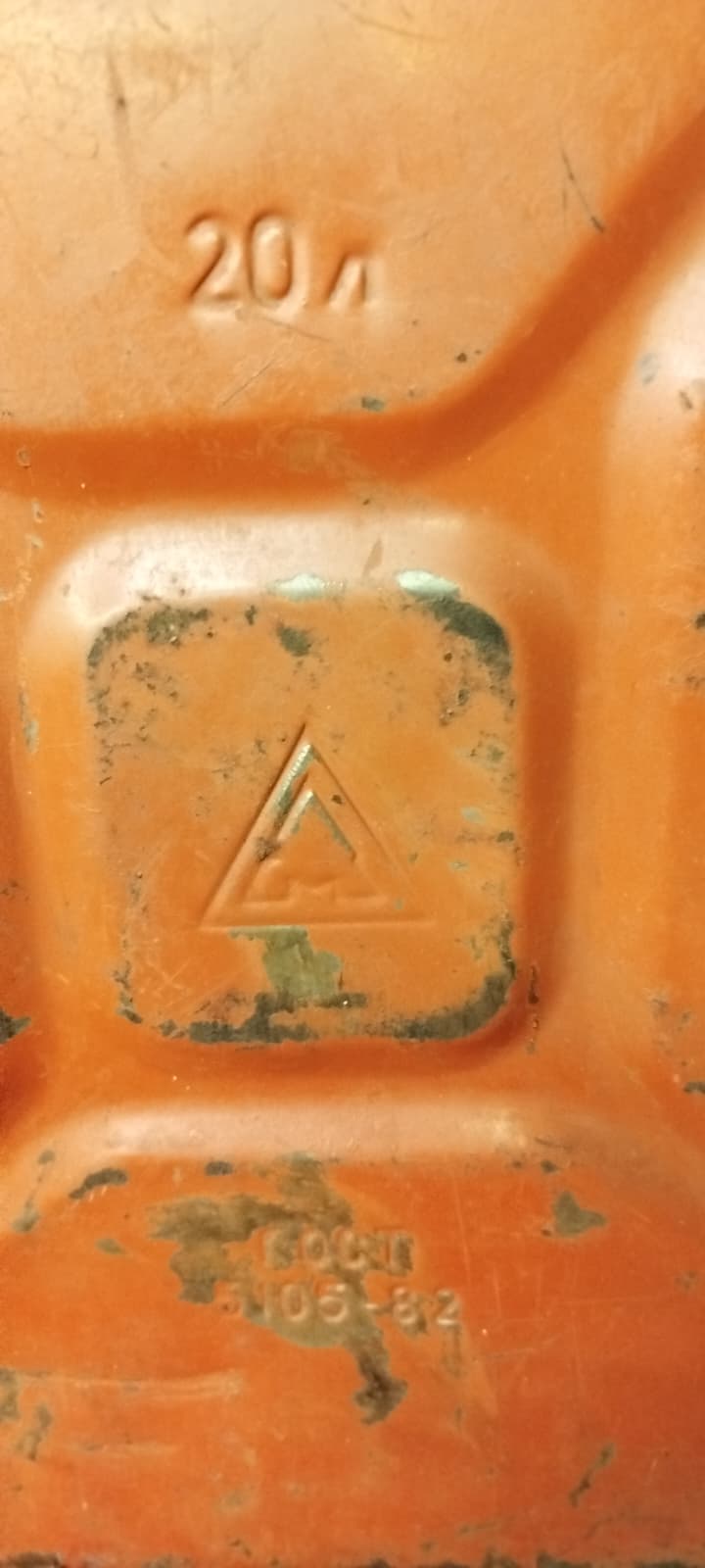 1980 ORİJİNAL SOVYET DÖNEMİ 20 LİTRE ASKERİ JERRYCAN METAL TASINABİLİR SIVI YAKIT BİDONU