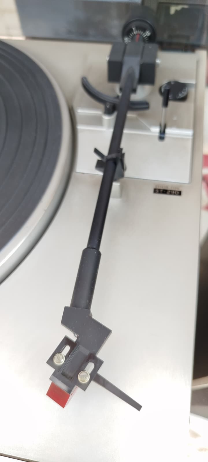 VİNTAGE 1980LER FISHER STUDIO-STANDARD PİKAPLI, AMFİLİ, KASETÇALARLI VE CİFT HOPARLÖRLÜ KOLEKSİYONLUK EKSİKSİZ RETRO MÜZİK SETİ.