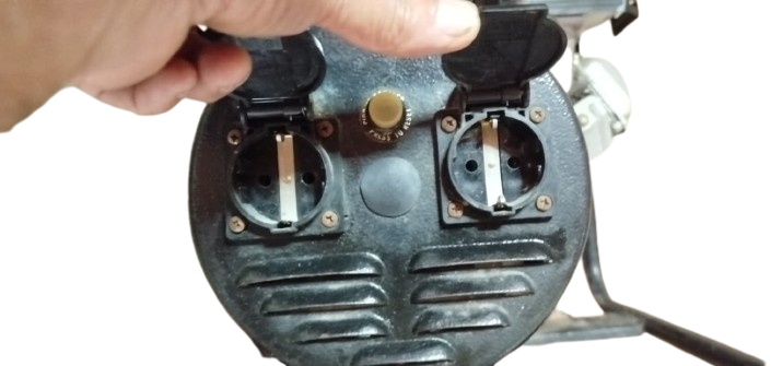 ORİJİNAL JAPON 1989 YAPIMI MITSUBISHI MGK 3500 PORTATİF BENZİNLİ JENERATÖR TEMİZ BAKIMLI JENARATOR