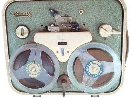 1950 GRUNDIG CANTA TASINABİLİR MAMBO MAKARALI TEYP VE SES KAYIT CİHAZI 