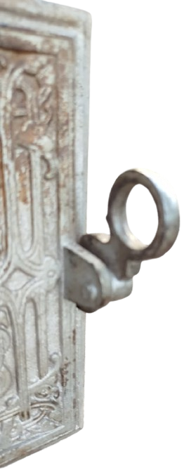 1900 ANTİKA ART NOUVEAU DESENLİ ÇEKOSLOVAK / AVRUPA MENŞEİLİ DÖKÜM ÇİNİ SOBA KAPAĞI