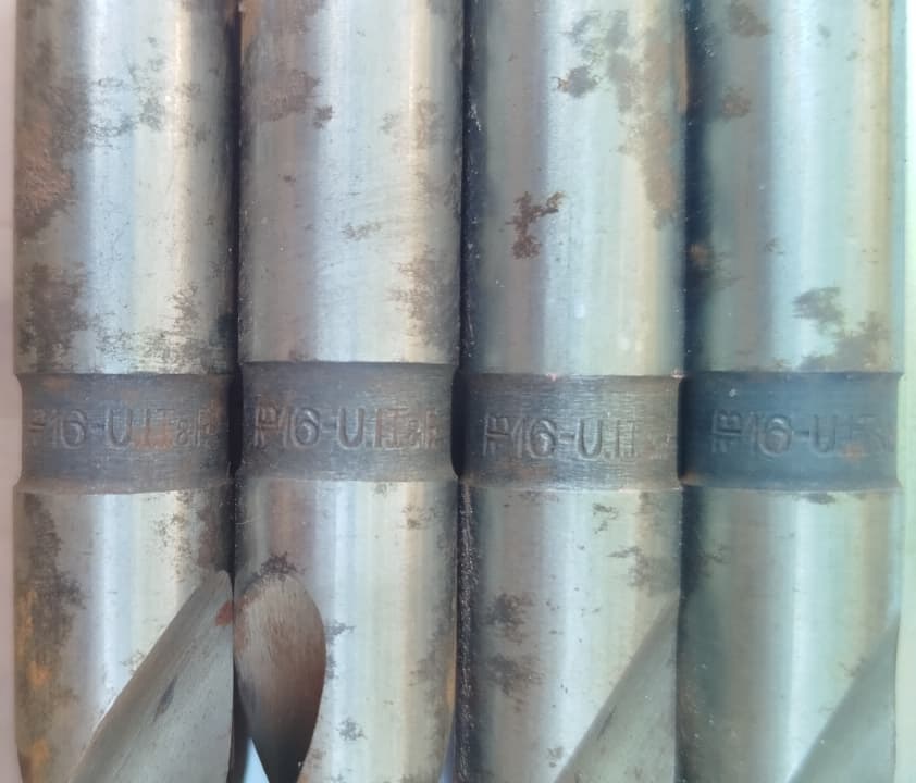 KARISIK TOPLU LOT CELİK U.I.T.&F, SELEKTA GERMANY HSS VE SDS MATKAP UCU  KILAVUZ SETİ LOTU