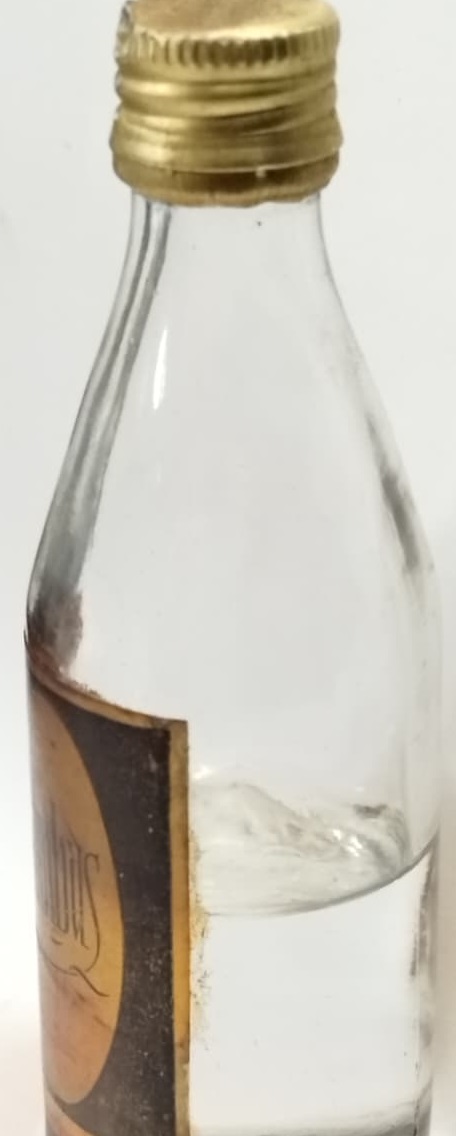 ALTINBAŞ RAKI 50 ML MİNYATÜR İÇKİ RAKI ŞİŞESİ KAPAGI ACILMAMIŞ ZAMANLAYARISI İCERSİNDEN UCMUS