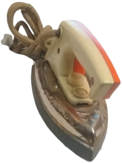 1950 BATI ALMANYA ÜRETİMİ VİNTAGE RAUCO MARKA ELEKTRİKLİ MİNİ SEYAHAT ÜTÜSÜ 220 VOLT VE 25 WATT GÜÇ İLE ÇALIŞAN NR 170 0 MODEL