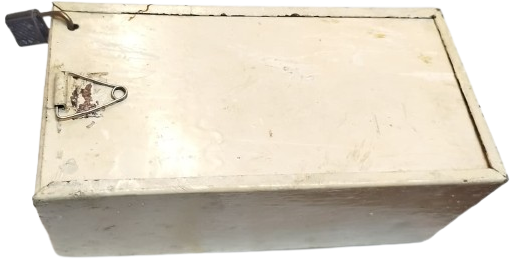 1960 SAC SÜRGÜLÜ KAPAKLI VE KİLİTLİ ÖZEL KOLEKSİYONLUK DEKORATİF METAL SAKLAMA KUTUSU.