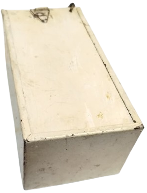 1960 SAC SÜRGÜLÜ KAPAKLI VE KİLİTLİ ÖZEL KOLEKSİYONLUK DEKORATİF METAL SAKLAMA KUTUSU.