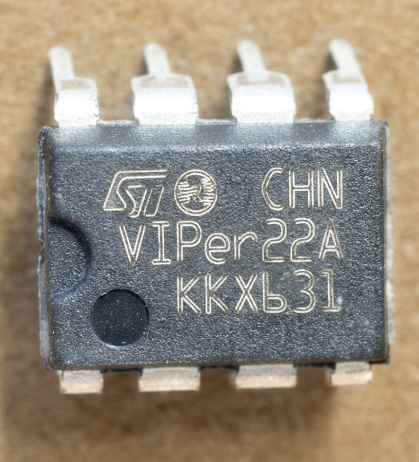 VIPER22A DIP8 KILIF ELEKTRONİK KARTLAR İÇİN GÜÇ KAYNAĞI ANAHTARLAMA VE KONTROL ENTEGRESİDİR 10 ADET PAKETDE