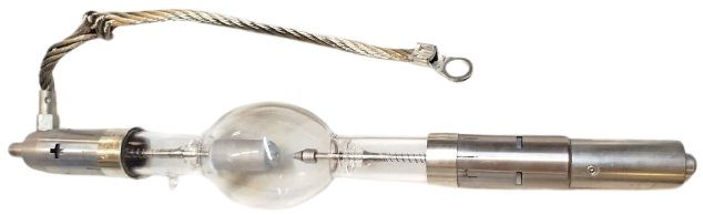 OSRAM XBO 3000W KUVARS XENON PROJEKTÖR LAMBASI SİNEMA PROJEKTÖRLERİ VE GÜÇLÜ AYDINLATMA COK AZ KULLANILMIS TEMİZ DURUMDA