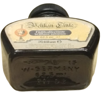 1970  ALMAN ANTİKA PELİKAN MÜREKKEP ŞİŞESİ ORİJİNAL KUTUSUYLA NOSTALJİK YAZIM TUTKUNLARI İÇİN KAÇIRILMAZ BİR PARÇADIR
