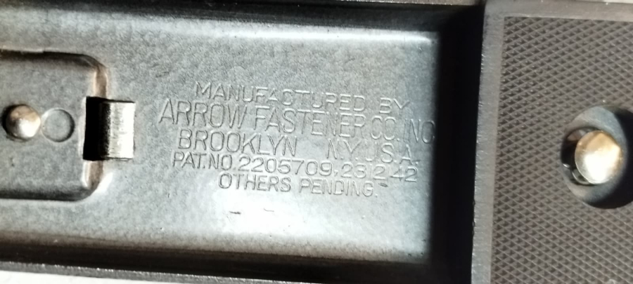 1950 USA ARROW 202 VINTAGE AMERIKAN URETIMI AĞIR HİZMET TİPİ ANTİKA TEL ZIMBA MAKİNESİ AMERİKAN