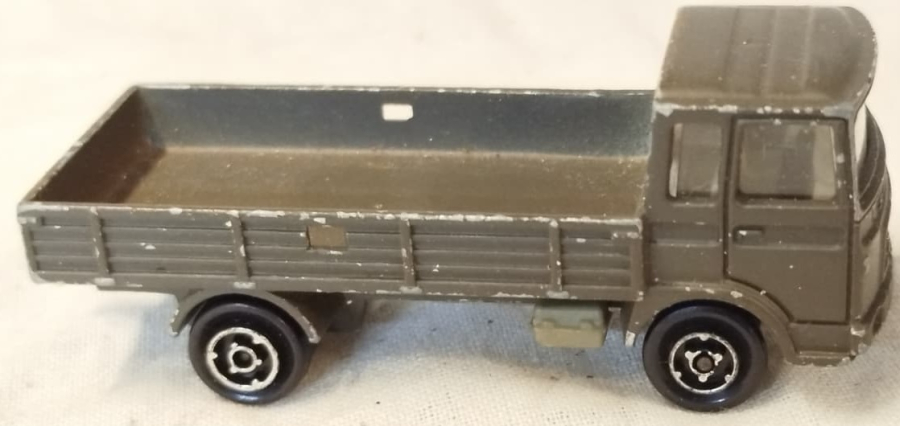 1970 FRANSIZ OYUNCAK DEVİ MAJORETTE TARAFINDAN YILLARIN SONUNDA ÜRETİLEN BU VİNTAGE DÖKÜM METAL DIE-CAST MODEL ACIK KASA