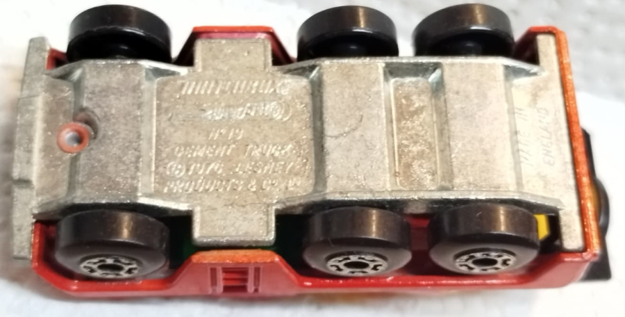 1970 YAPIMI VİNTAGE LESNEY MATCHBOX KIRMIZI BETON MİKSERİ KAMYONU NADİR KOLEKSİYONLUK OYUNCAK
