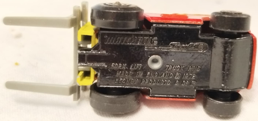 1972 MATCHBOX FORKLİFT MODELİ KOLEKSİYONUNUZA NOSTALJİK BİR DEĞER KATACAK ÖZEL BİR PARÇADIR