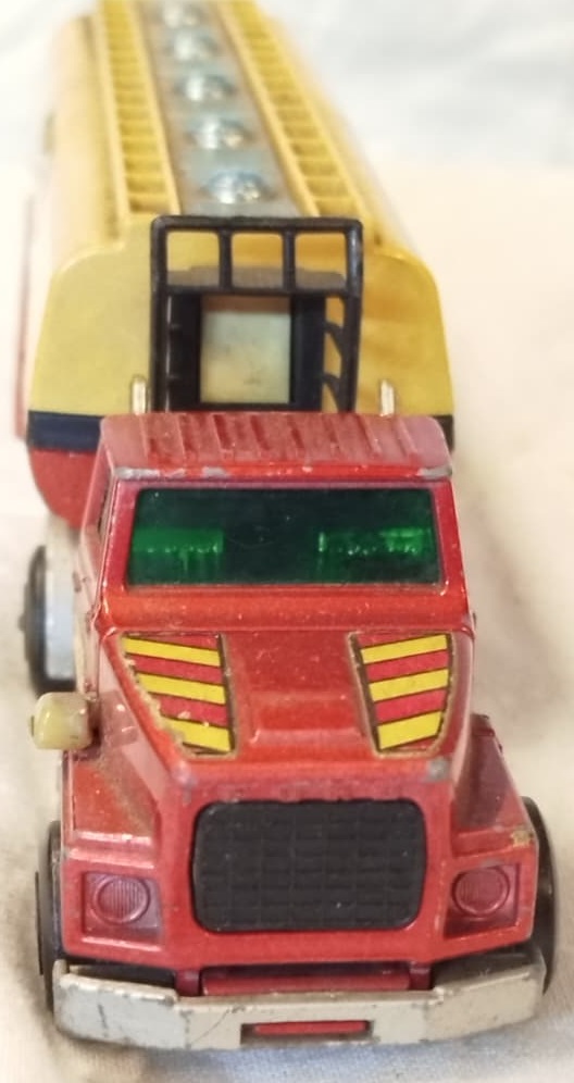 1973 İNGİLTERE ÜRETİMİ MATCHBOX SUPER KINGS TEXACO TANKER MODELİ NADİR KOLEKSİYON PARÇASIDIR