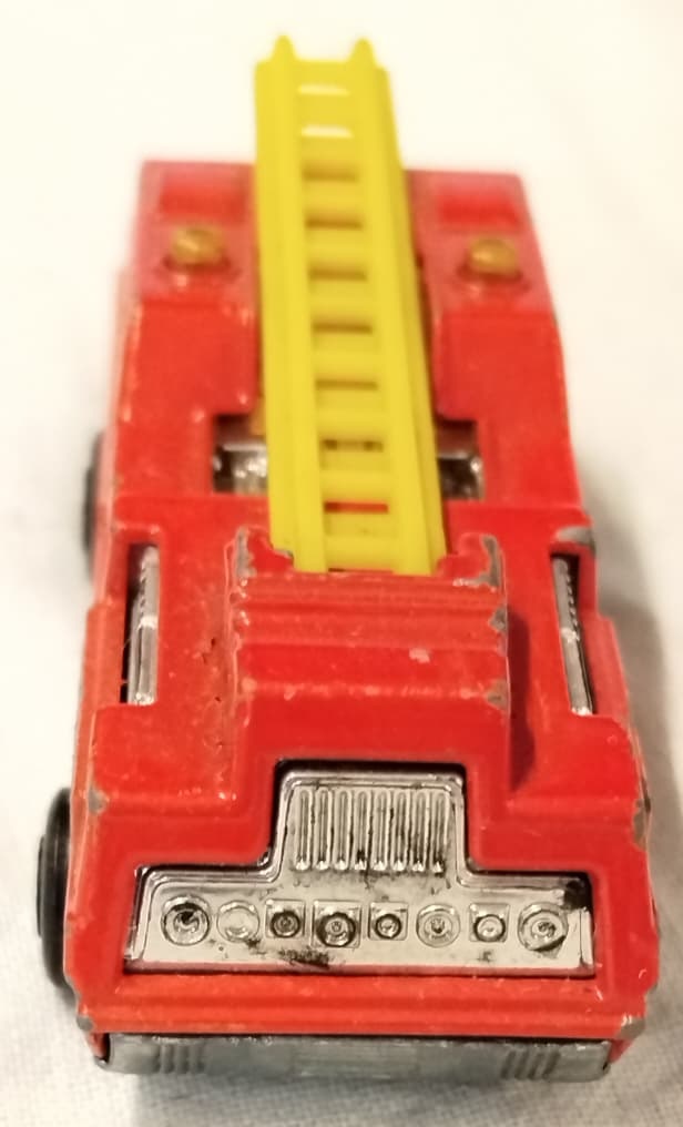 1975 İNGİLTERE ÜRETİMİ MATCHBOX BLAZE BUSTER İTFAİYE ARACI KOLEKSİYONLUK NADİR VİNTAGE OYUNCAK