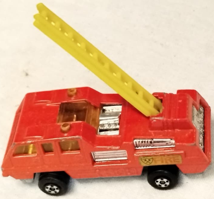 1975 İNGİLTERE ÜRETİMİ MATCHBOX BLAZE BUSTER İTFAİYE ARACI KOLEKSİYONLUK NADİR VİNTAGE OYUNCAK