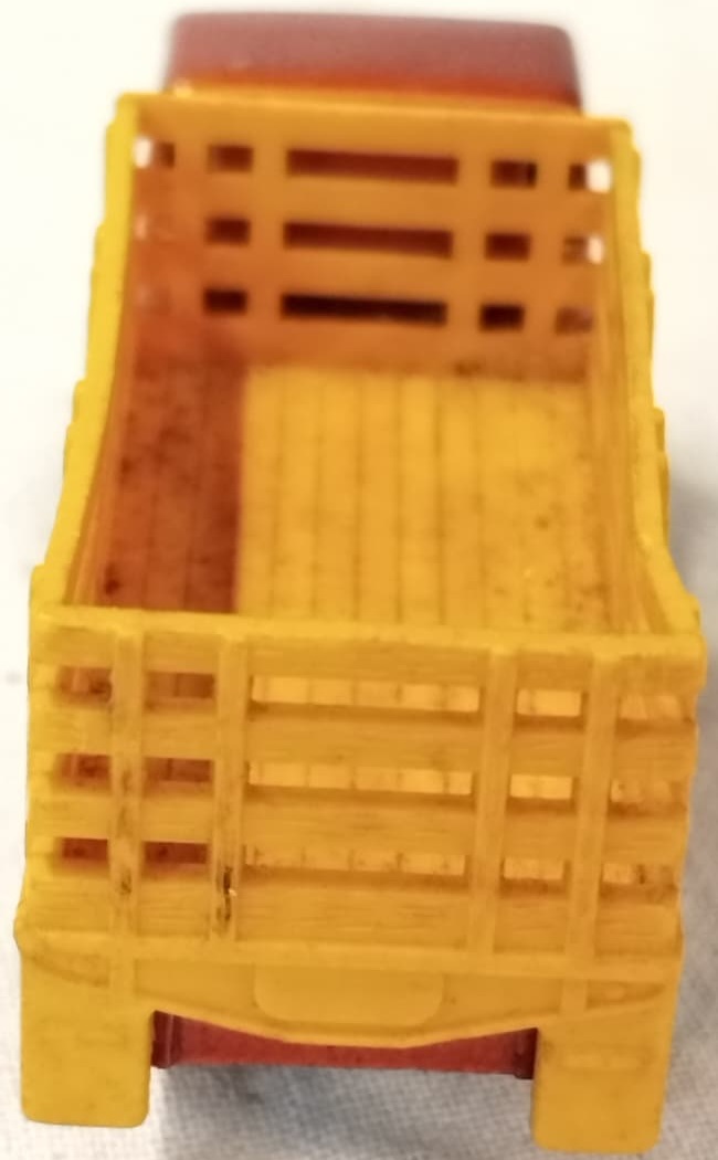 1976 İNGİLTERE ÜRETİMİ MATCHBOX LESNEY DODGE CATTLE TRUCK KOLEKSİYONLUK NADİDE VİNTAGE OYUNCAK KAMYON MODELİ