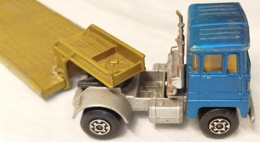 MATCHBOX SUPER KINGS SCAMMELL LOW LOADER 1973 İNGİLTERE ÜRETİMİ NADİR KOLEKSİYONLUK OYUNCAK TIR MODELİDİR