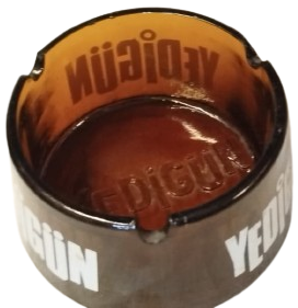 1970 YEDİGÜN BAL RENKLİ KALIN CAM VINTAGE RETRO KOLEKSİYONLUK KÜLLÜK TABANI KABARTMA YAZILI