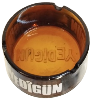 1970 YEDİGÜN BAL RENKLİ KALIN CAM VINTAGE RETRO KOLEKSİYONLUK KÜLLÜK TABANI KABARTMA YAZILI
