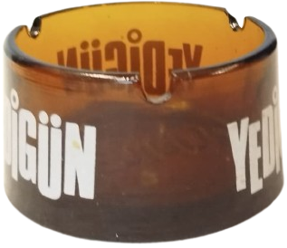 1970 YEDİGÜN BAL RENKLİ KALIN CAM VINTAGE RETRO KOLEKSİYONLUK KÜLLÜK TABANI KABARTMA YAZILI