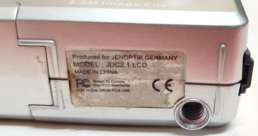 2000 JENOPTIK GERMANY TARAFINDAN 2000'Lİ YILLARDA ÜRETİLEN NOSTALJİK DİJİTAL FOTOĞRAF MAKİNESİ KOLEKSİYONCULAR İÇİN DEĞERLİDİR.