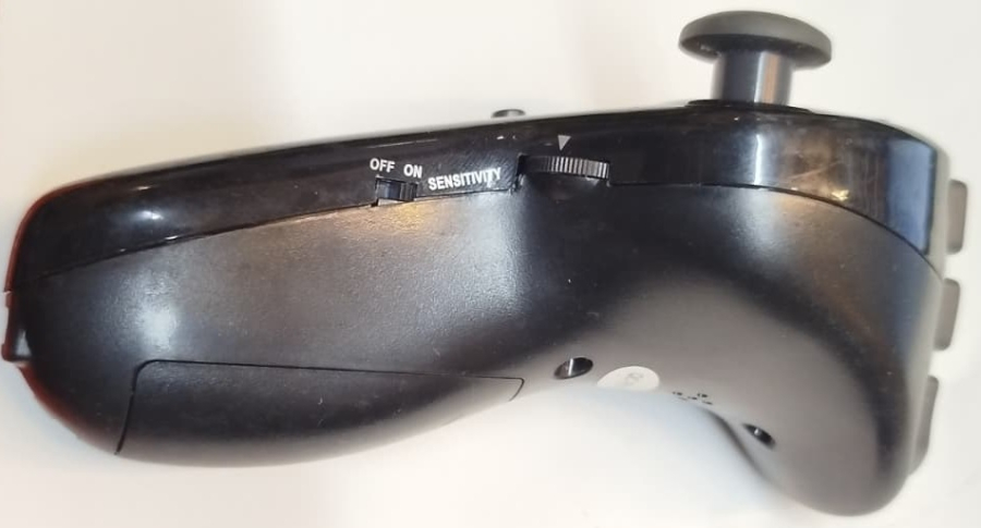 SPLITFISH FRAGFX SHARK MODELİ OYUN KONTROLÜNÜN SOL PARÇASI (NUNCHUK TARZI BİRİM)