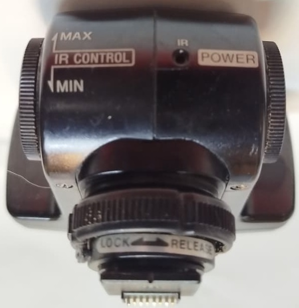 SONY HVL-IRH VİDEO IR VE BEYAZ IŞIK KAMERA FENERİ FOTOGRAF MAKİNE FLAS JAPON MALI SONY HANDYCAM VİDEO KAMERALARA 